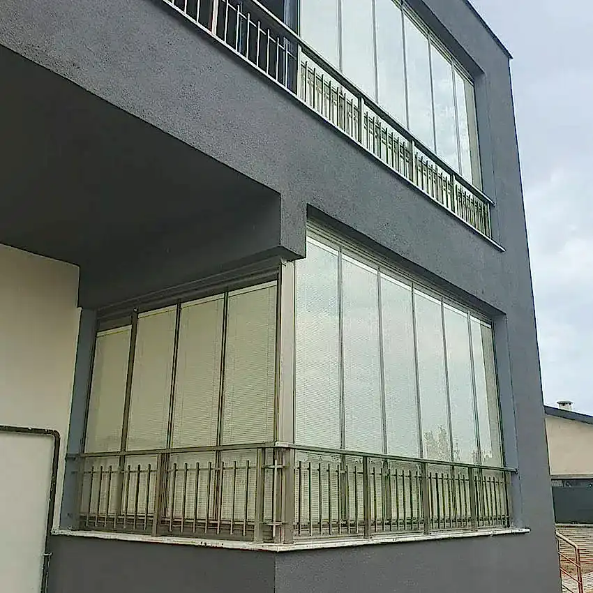 Isicamli Cam Balkon 04